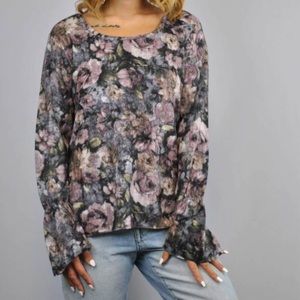 Dantelle Floral Fluted Bell Sleeve Brushed Top NWT